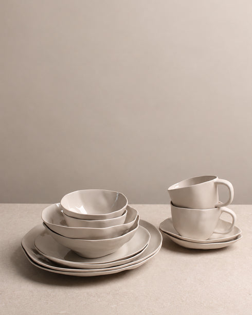 Porcelain Dinner service, 6 pieces