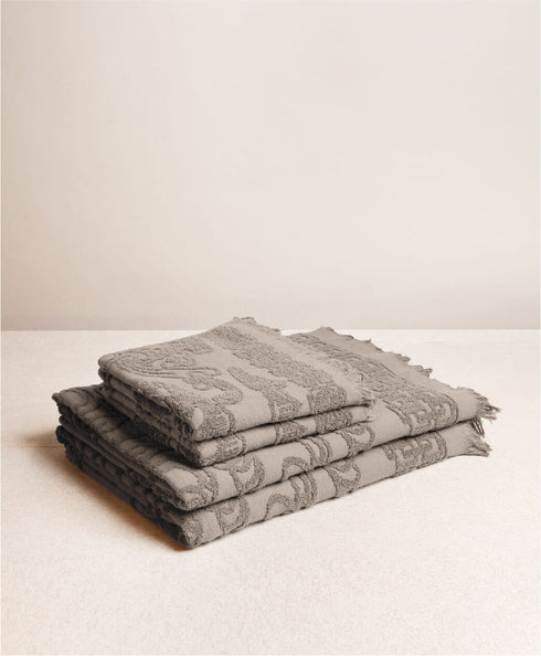 Bath towels and hand towels 2 x 2 in a set