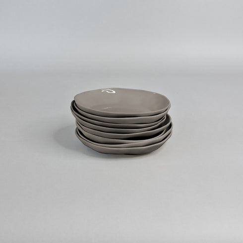 68-piece porcelain dinnerware set for 6 people, mint