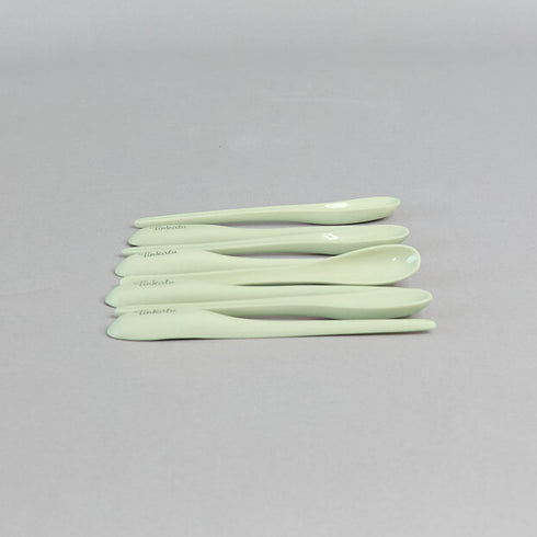 68-piece porcelain dinnerware set for 6 people, mint