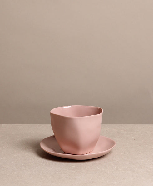 https://www.tinkalu.com/media/5f/9d/74/1730823451/Becher mittel mit UT rose.jpg
