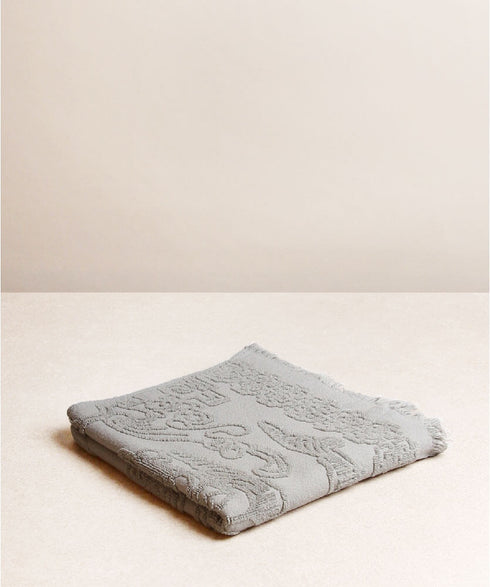 Hand towel