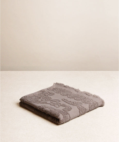 Hand towel