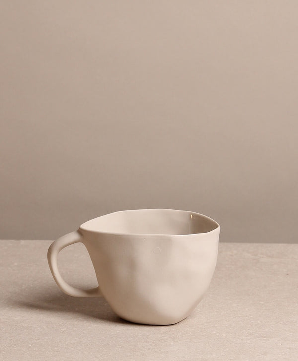 https://www.tinkalu.com/media/ab/3a/75/1730563503/Tasse gro beige.jpg