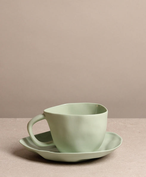 https://www.tinkalu.com/media/83/a3/10/1730560335/Tasse gro mit UT mint.jpg