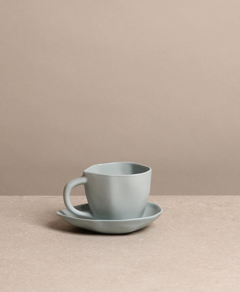 https://www.tinkalu.com/media/aa/a3/b2/1730817510/Tasse klein mit UT blau.jpg