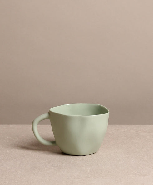https://www.tinkalu.com/media/90/8e/g0/1730562128/Tasse mittel mint.jpg
